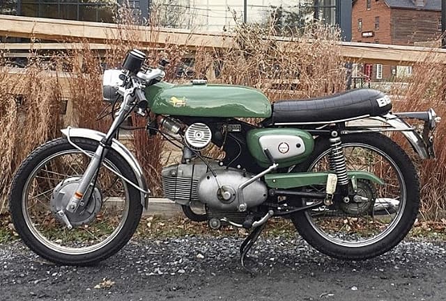 An image of an olive green 1972 Benelli 250SS
