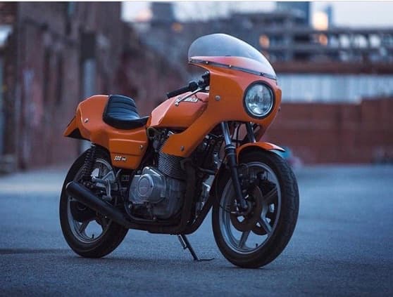 An image of an orange coloured 1980 Laverda 500 Montjuic